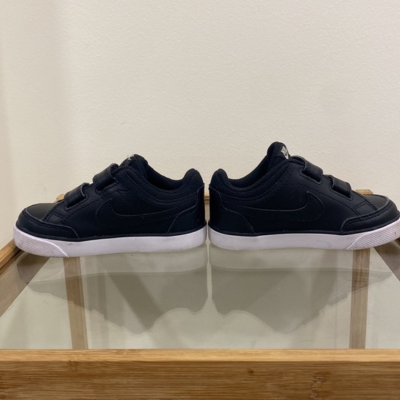 Black Velcro Nike Capri 3 - Size 8C - Picture 6 of 7